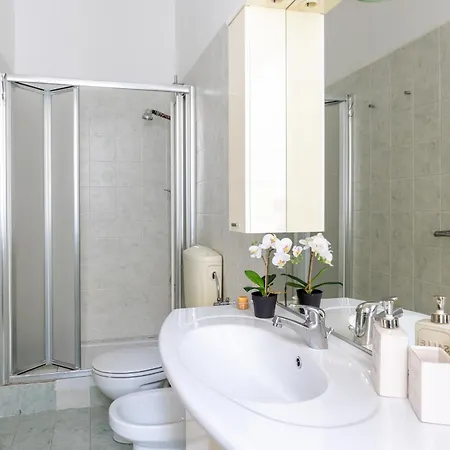 Station, Duomo-comfort, Wi-fi, Netflix Apartman Milánó